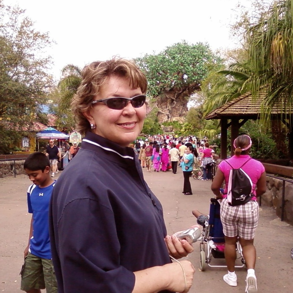 Meet your Posher, Joni